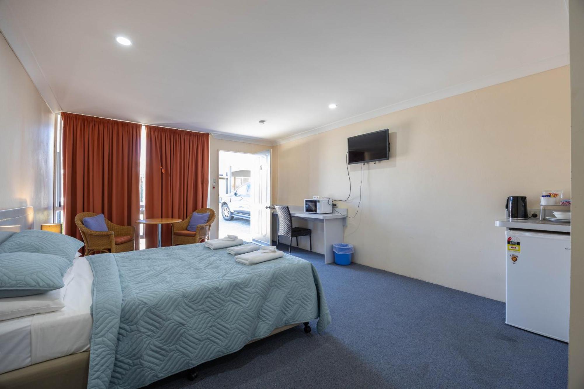 Alexander Motel Уоруик Екстериор снимка