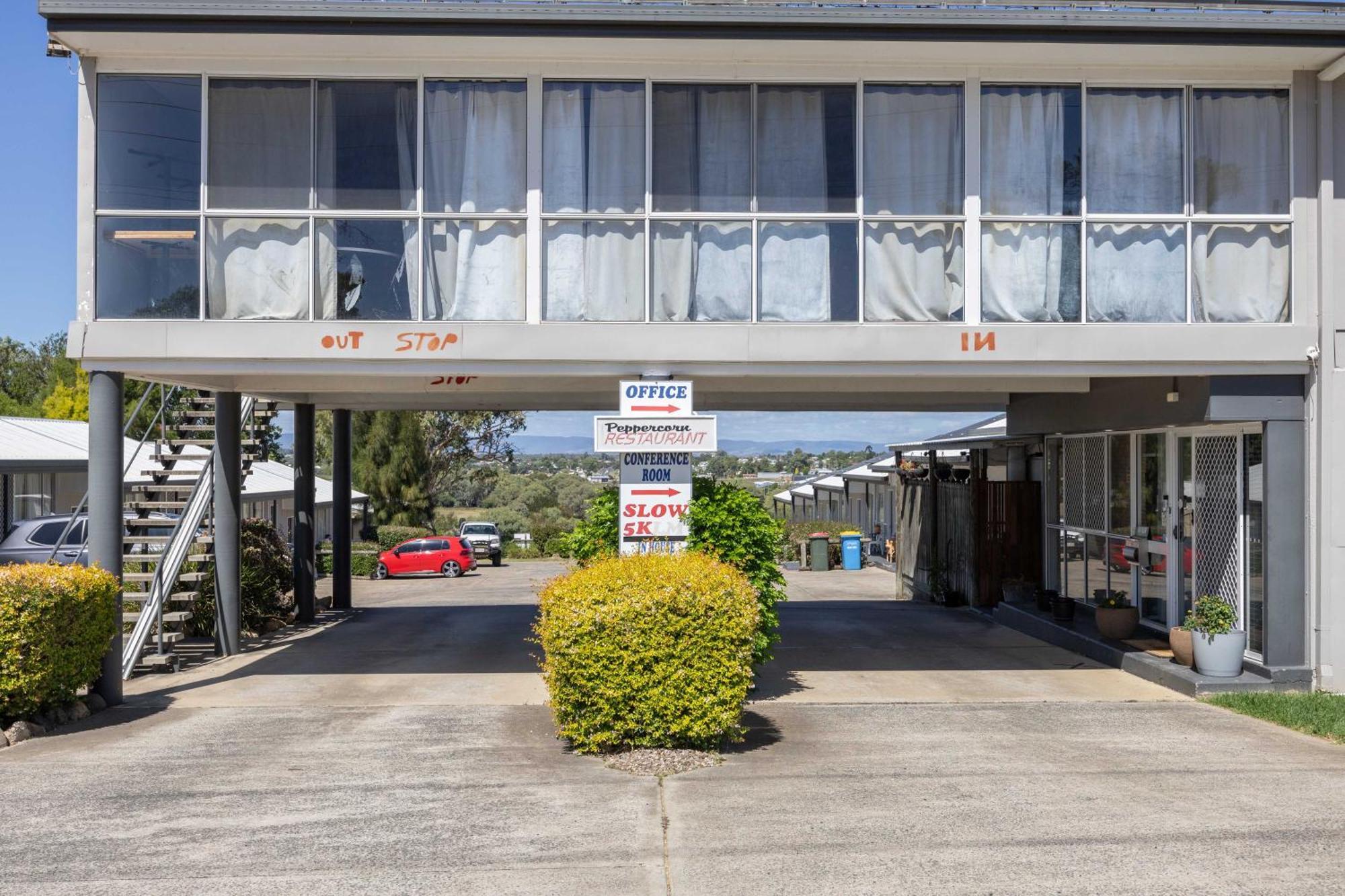 Alexander Motel Уоруик Екстериор снимка