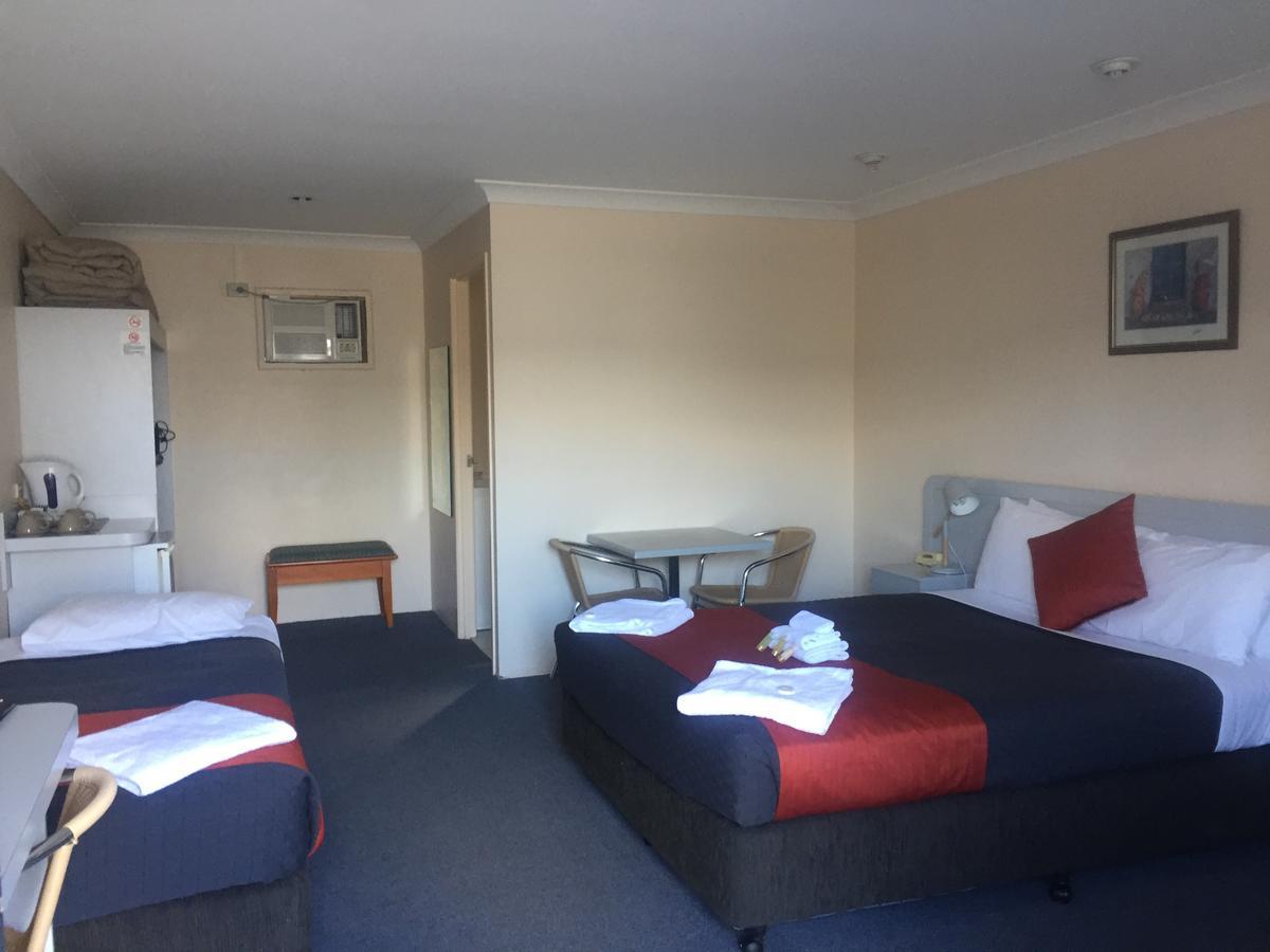 Alexander Motel Уоруик Екстериор снимка